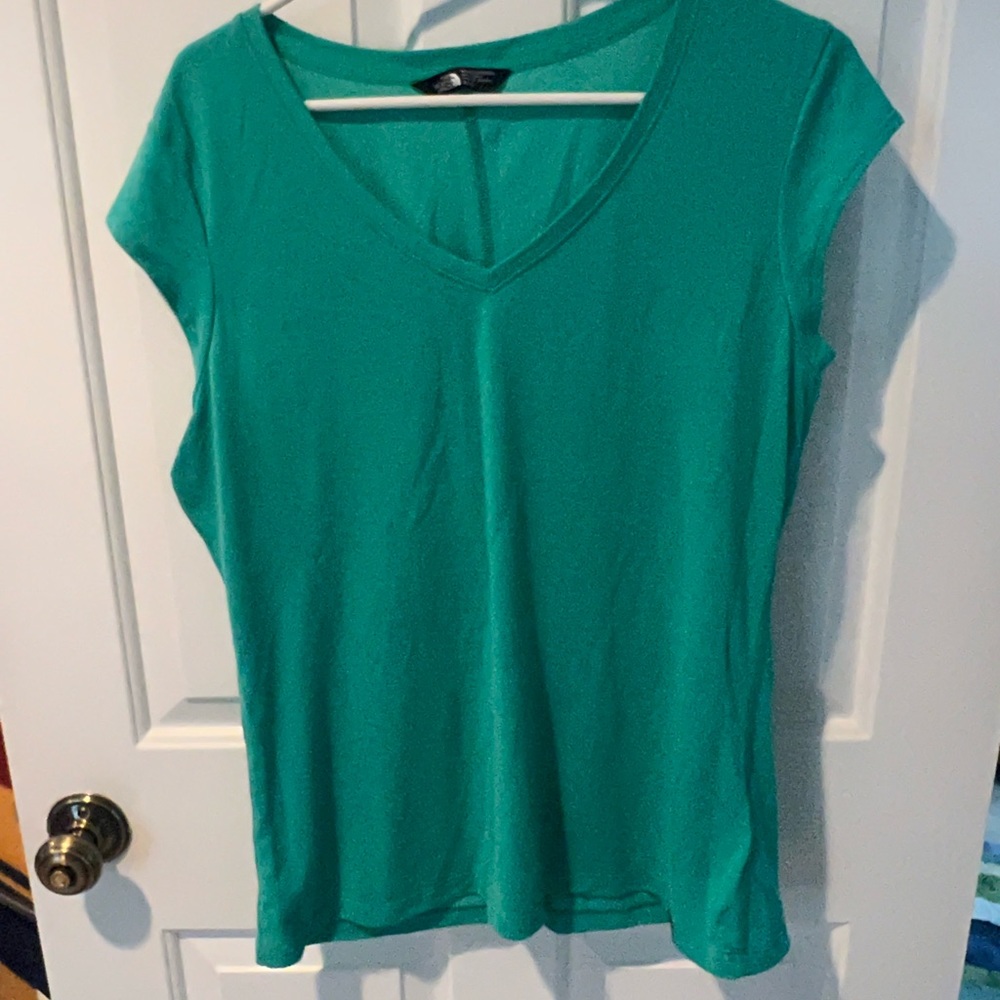 North Face Sleeveless Tee Shirt NWOT